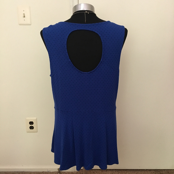 Torrid blue polka dot peplum top with cutout - Picture 2 of 6